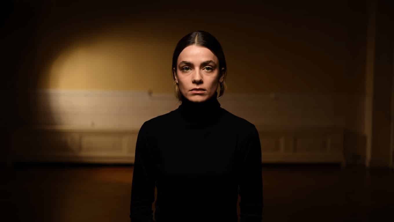 Caterina Rugghia e i suoi primi Cinque secondi: "La mia generazione? Fa paura perché è uscita dall'ombra"