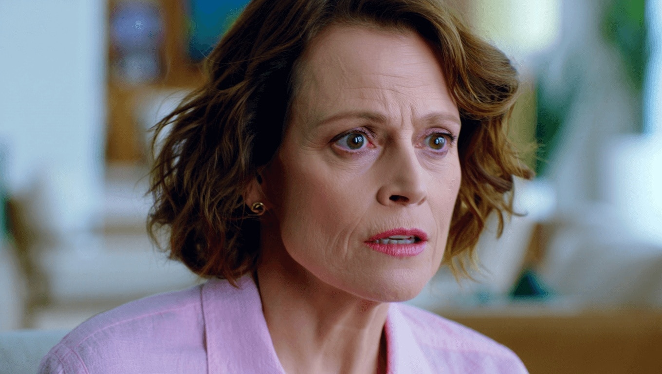 Sigourney Weaver difende il suo ruolo in Una donna in carriera: "Non era la villain del film"
