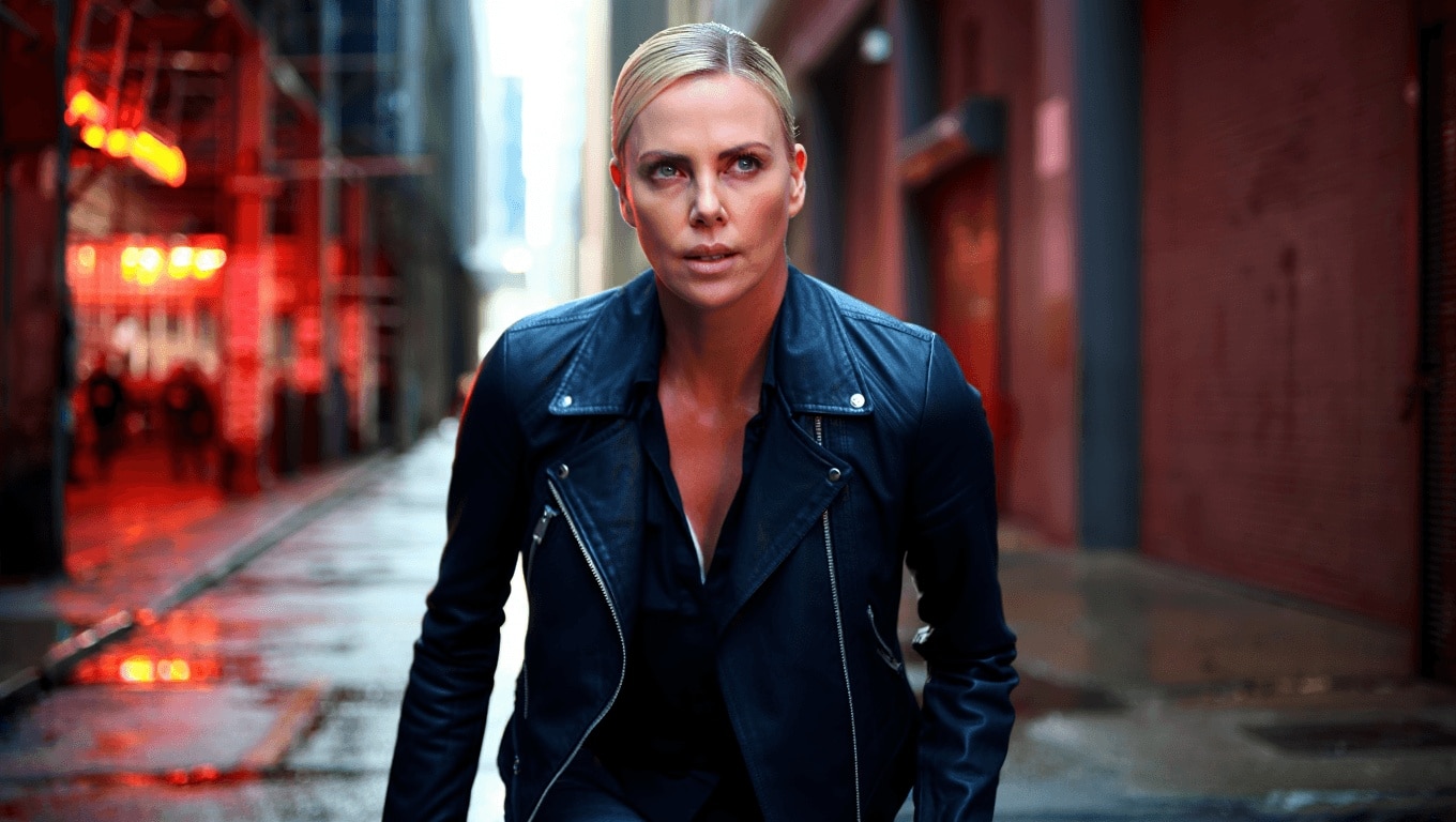 Apex, perché il thriller Netflix con Charlize Theron non è uscito al cinema